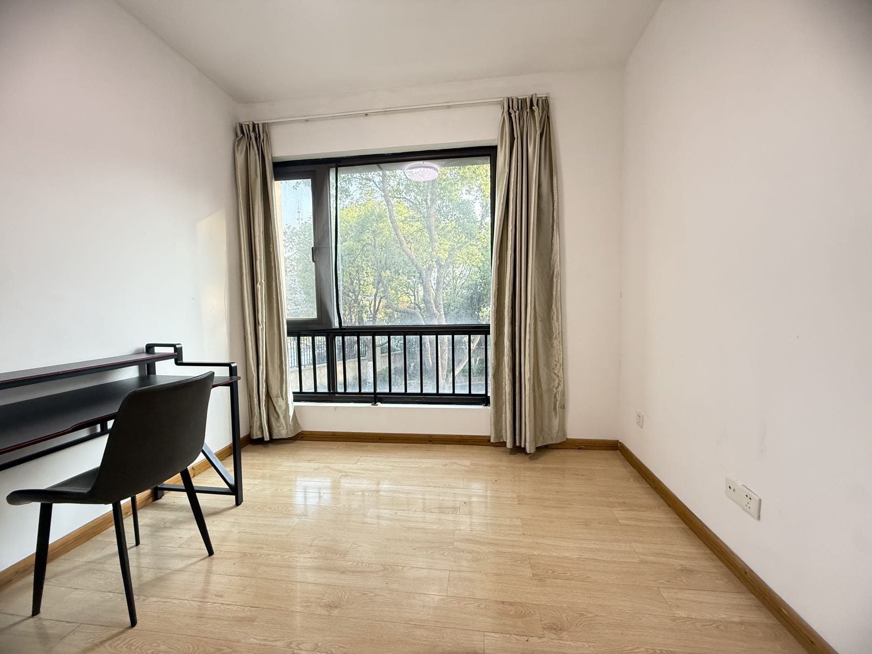 Jiang Nan Li Jing 2-201 江南丽锦 2-201